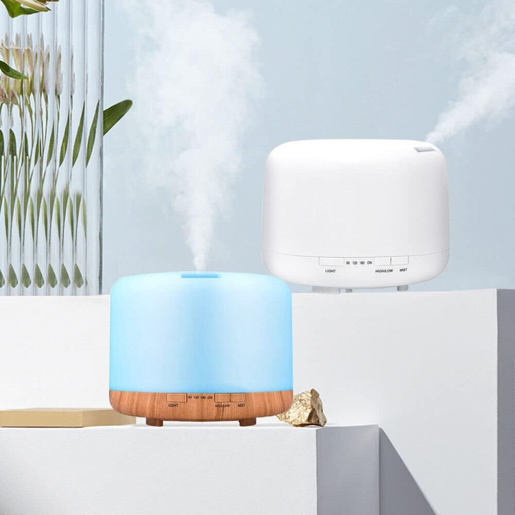 White  aroma diffusor and blue aroma diffusor